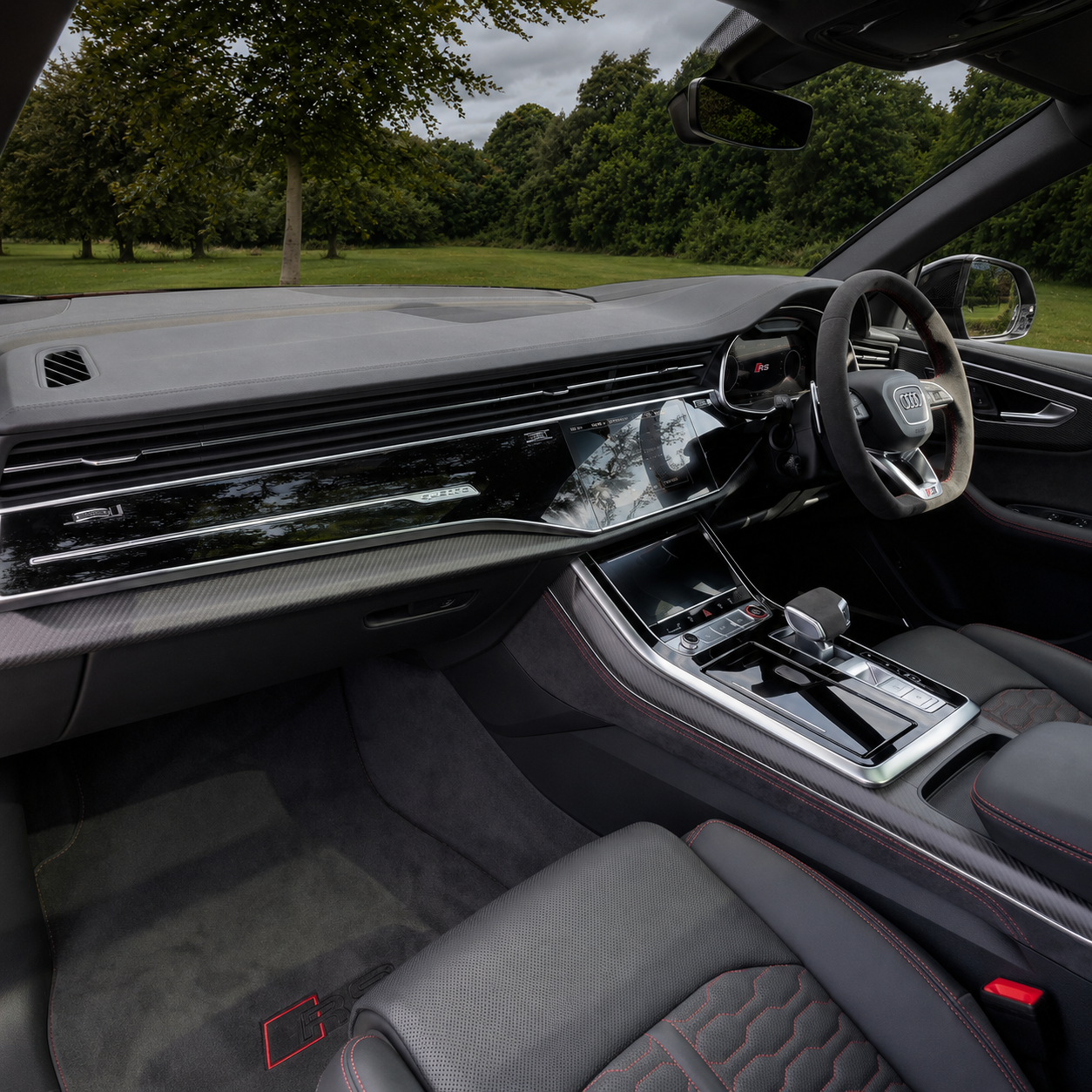 RSQ8 V8 Performance Carbon Vorsprung